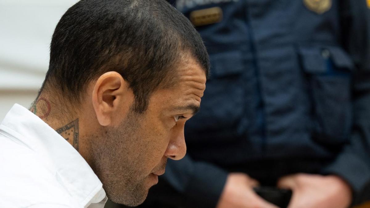 Featured image for "Former Soccer Star Dani Alves Sentenced to Four and a Half Years for Sexual Assault"