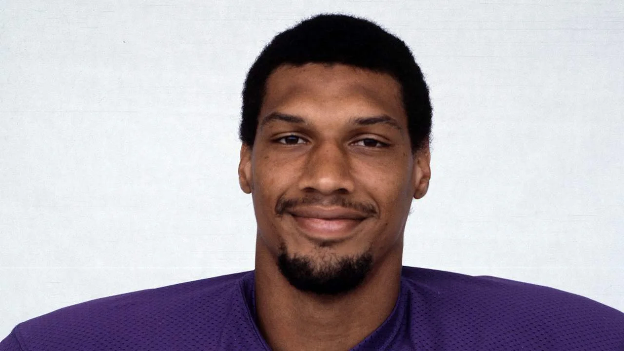 Vikings Remember Ring of Honor Safety Browner After Passing at 65