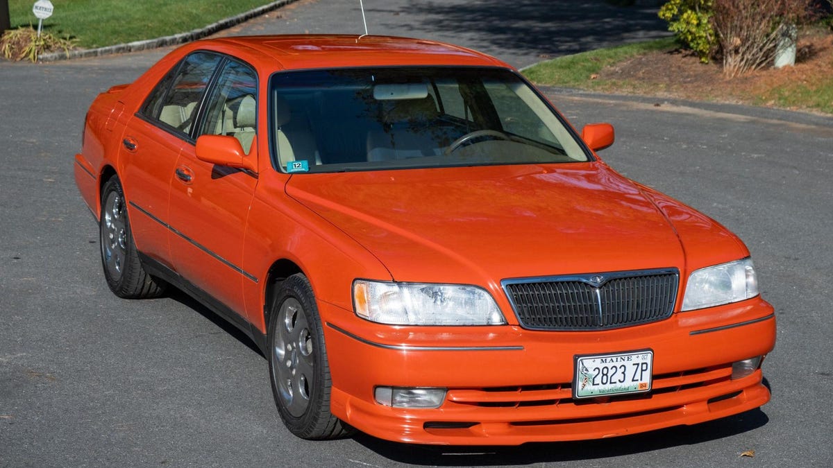 Featured image for The Ultimate Infiniti: A Nacho Cheese Orange Q45