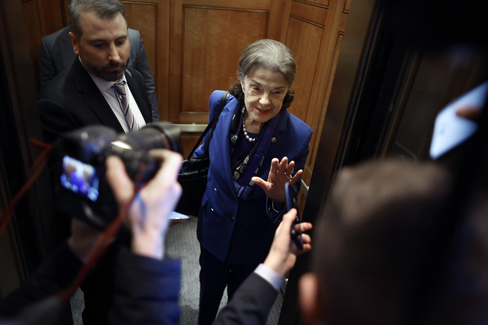The Dilemma of Dianne Feinstein's Resignation: Democrats' Response and GOP Blockade.