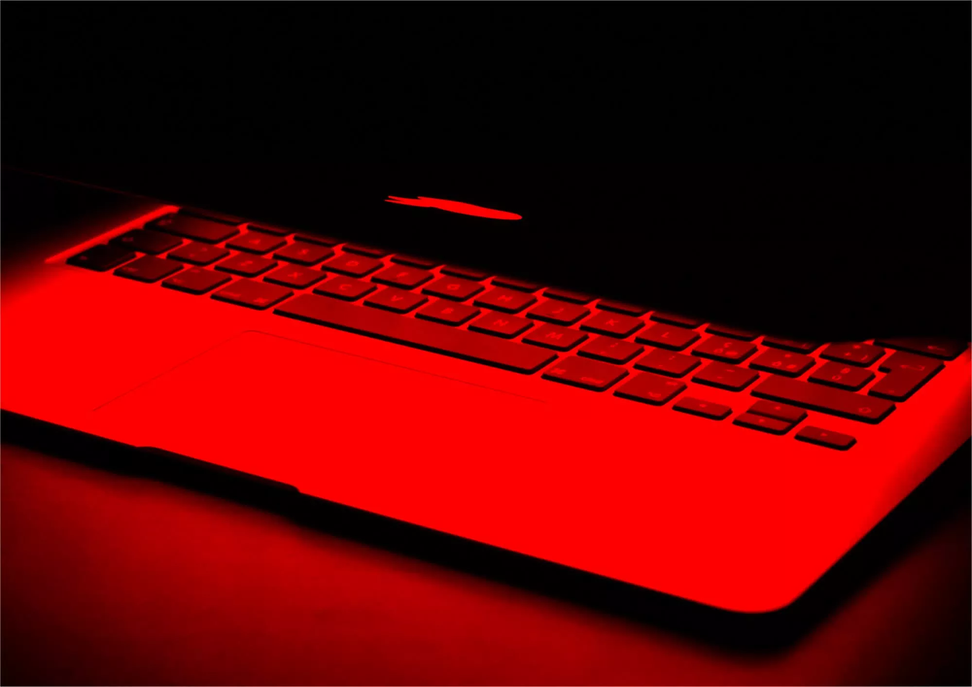 Featured image for "Comparing Apple's M3 MacBook Air and M3 MacBook Pro: Which is the Better Choice?"