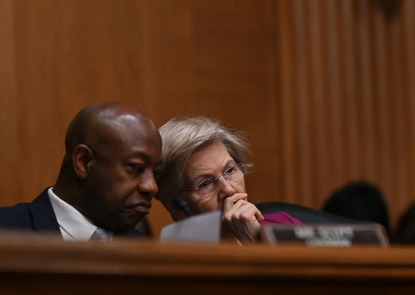 Senate edges toward bipartisan housing-cost package