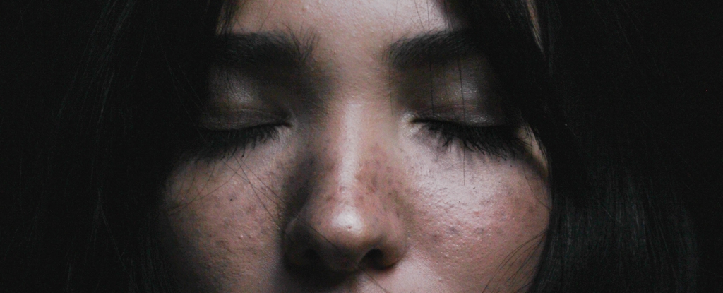 Mastering the Art of Mental Silence for Restful Sleep