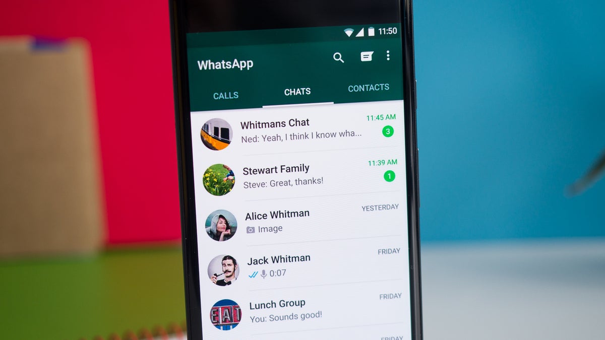 Featured image for WhatsApp introduces seamless chat history transfer feature across devices