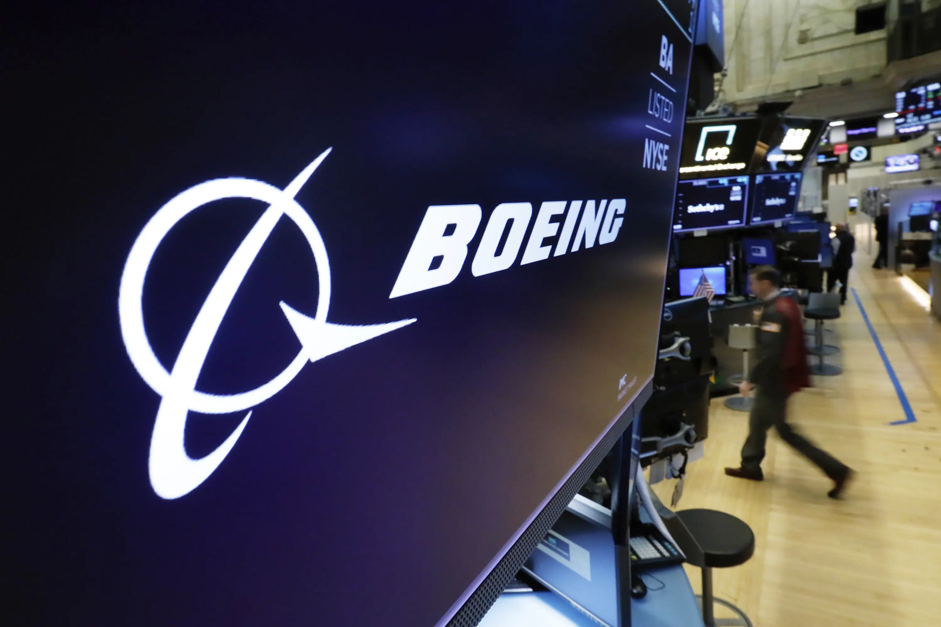Leaky faucets pose safety risk on Boeing 787s, warns FAA.