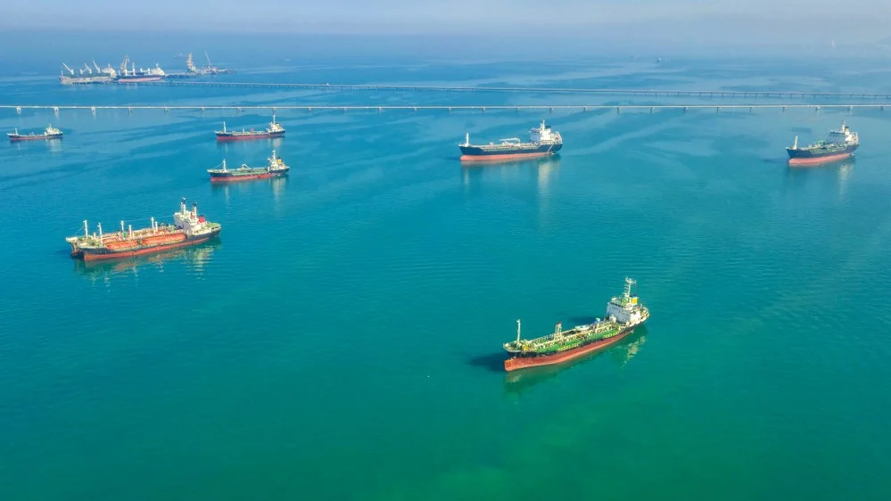 India Faces Energy Crunch as 28 Vessels Stranded Near Strait of Hormuz