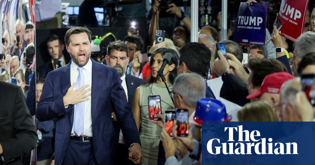 "JD Vance: From Trump Critic to Controversial Politician"