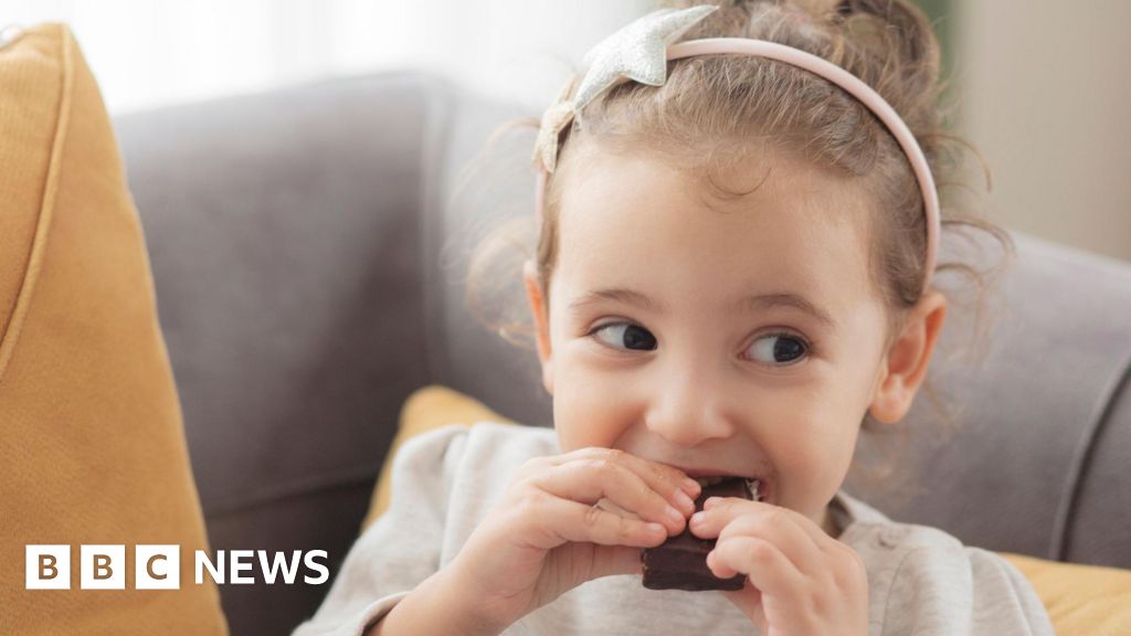 Featured image for UK inflation steady at 3.4%, prompting cautious monetary policy