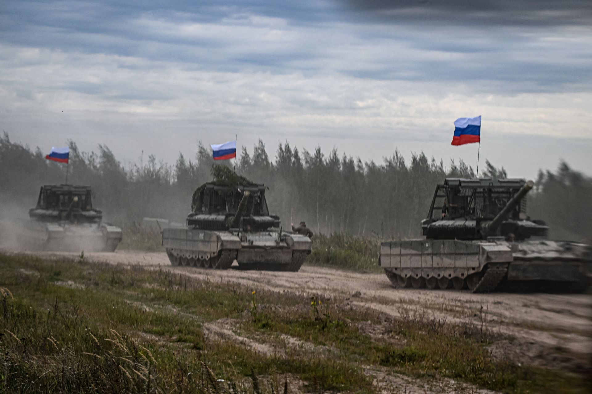 Featured image for Russia Withdraws Troops from Belarus Amid Tensions and Surprise Observers