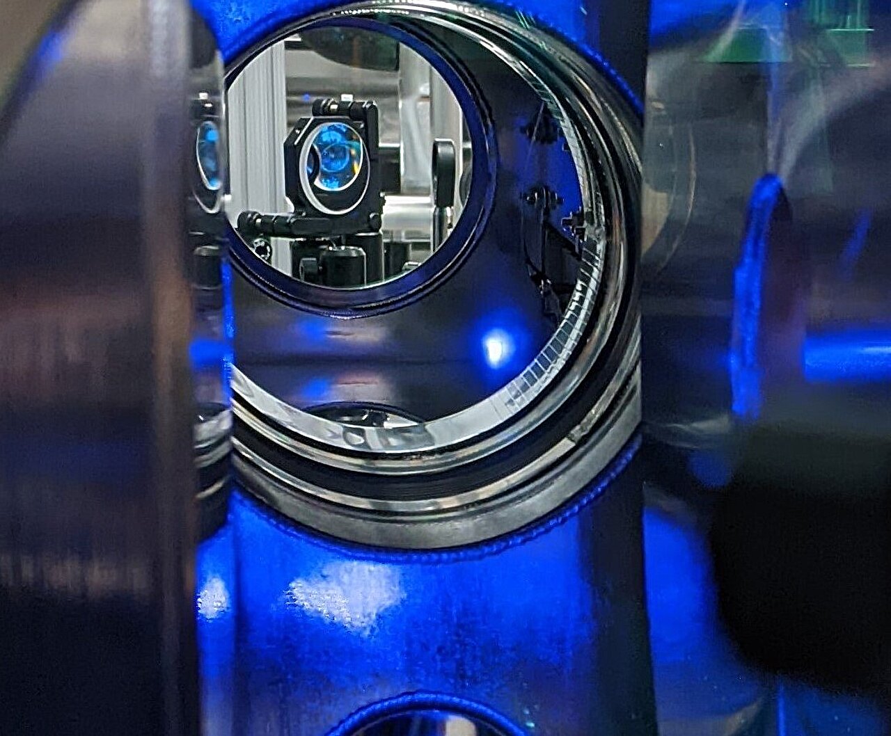 Featured image for New Atom Interferometer May Unlock Dark Matter Mysteries