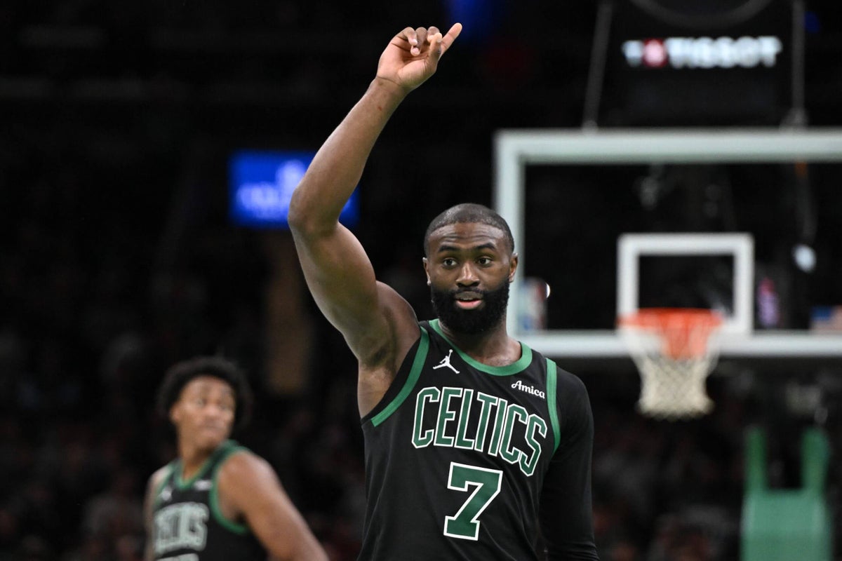 Featured image for Celtics' Trade Plans and Tatum's Return: Insights from Brad Stevens