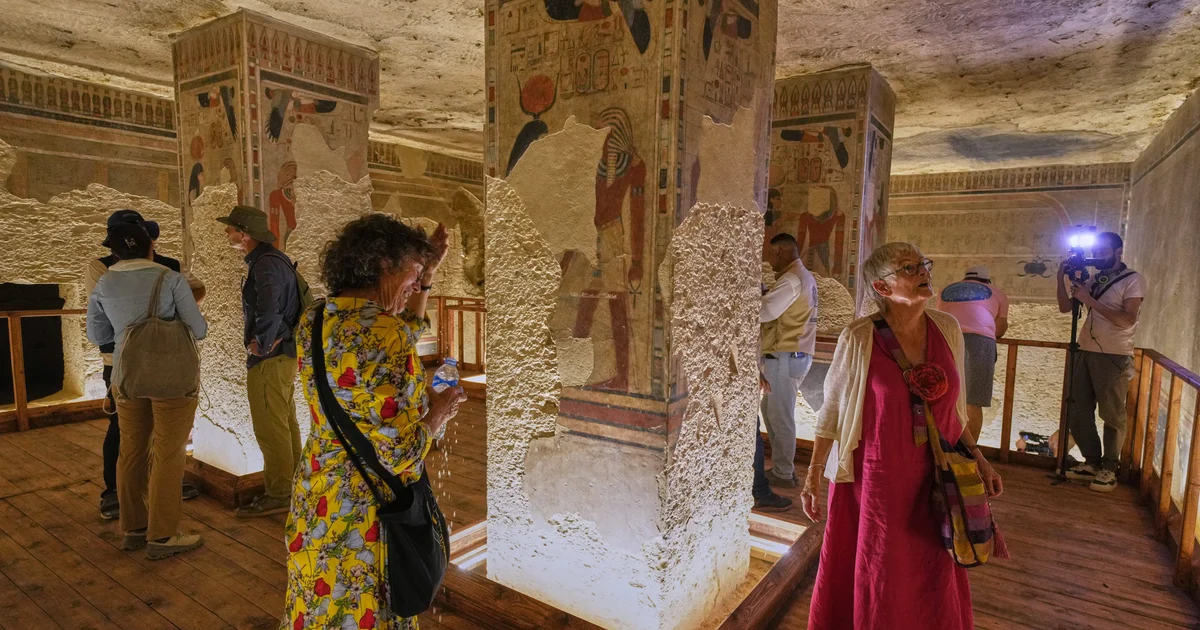 Egypt's Valley of the Kings Pharaoh's Tomb Reopens After 20 Years