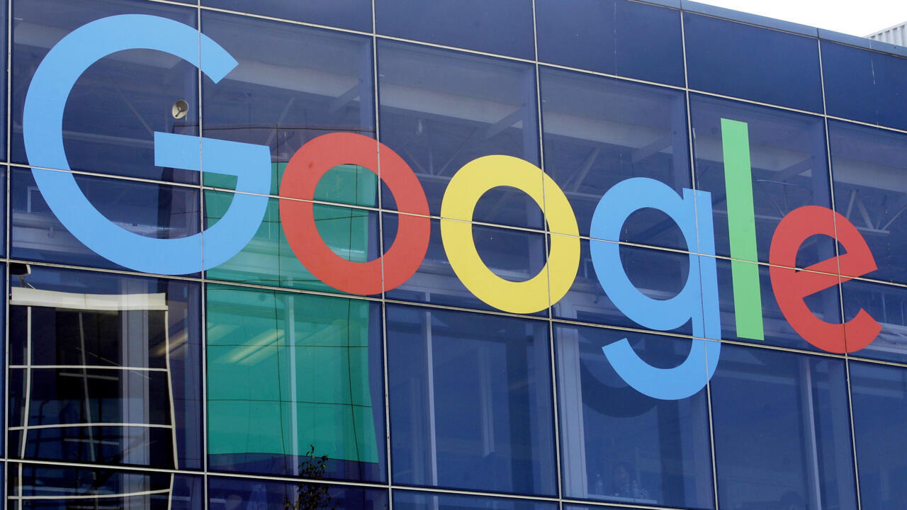 Trump warns of tariffs amid EU fines on Google and Apple
