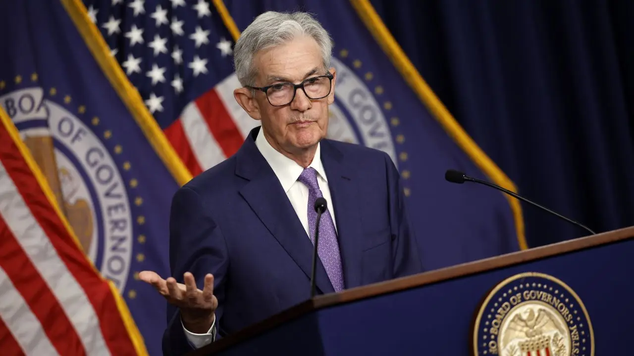 "Fed's Powell Condemns Trump Assassination Attempt Amid Rate Cut Speculation"