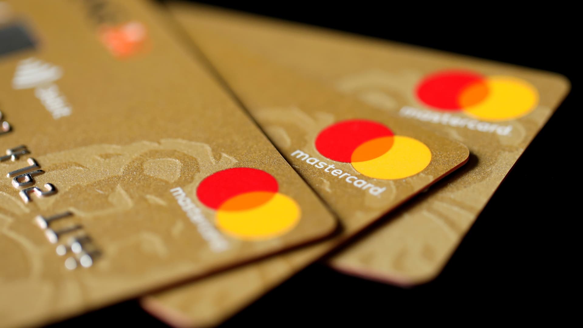 Featured image for Visa and Mastercard Reach Settlement, Potentially Transforming Credit-Card Rewards