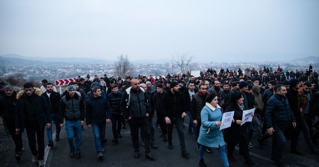 Critical Talks Begin: Armenia-Azerbaijan Peace Efforts Under International Spotlight