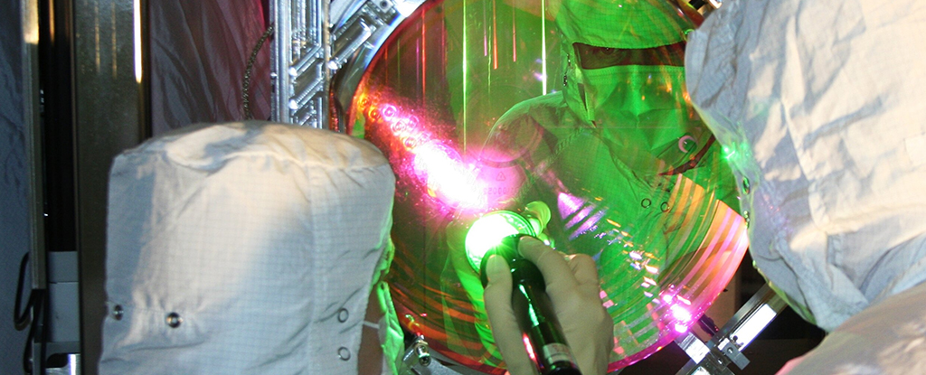 Featured image for "Physicists Develop Experiment to Test Quantum Behavior in Macroscopic Objects"