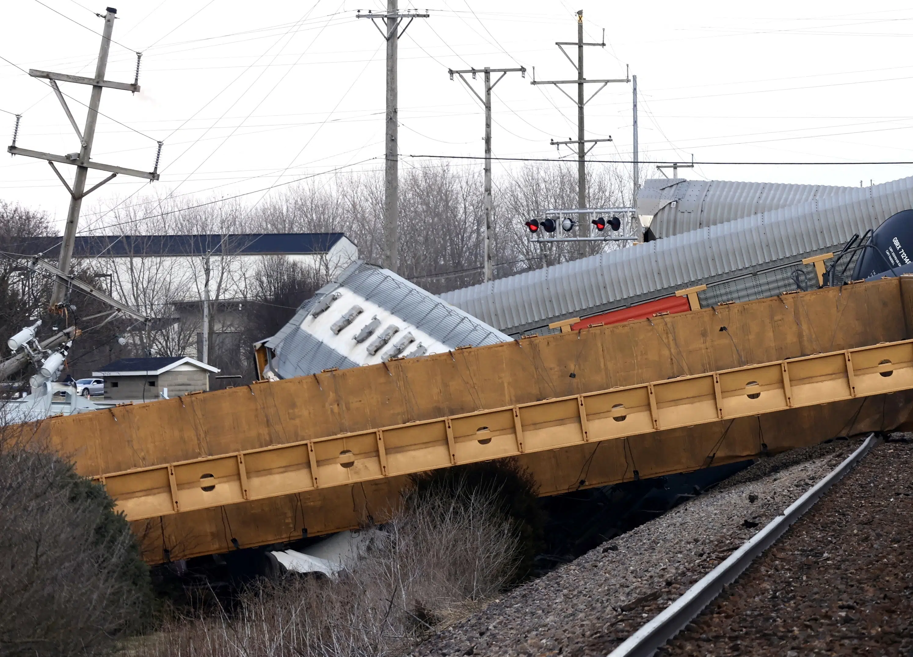 Featured image for Long Trains Pose Risks for Railroads, Warned Experts.