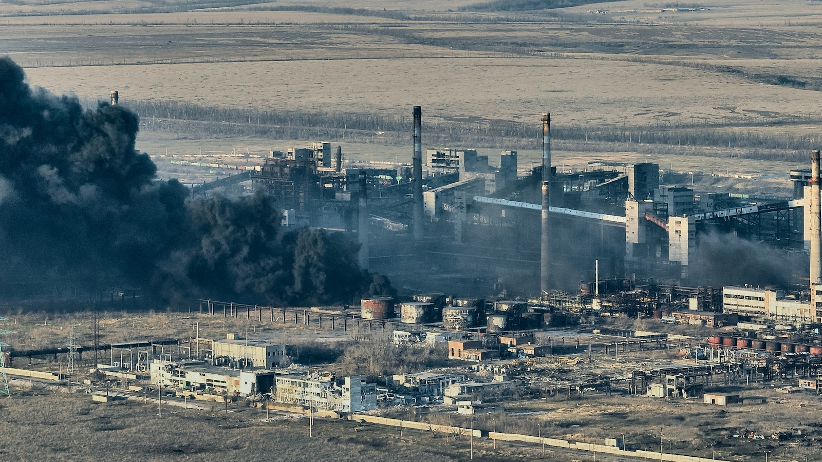"Ukraine's Retreat: Russian Forces Capture Soldiers in Besieged Avdiivka"