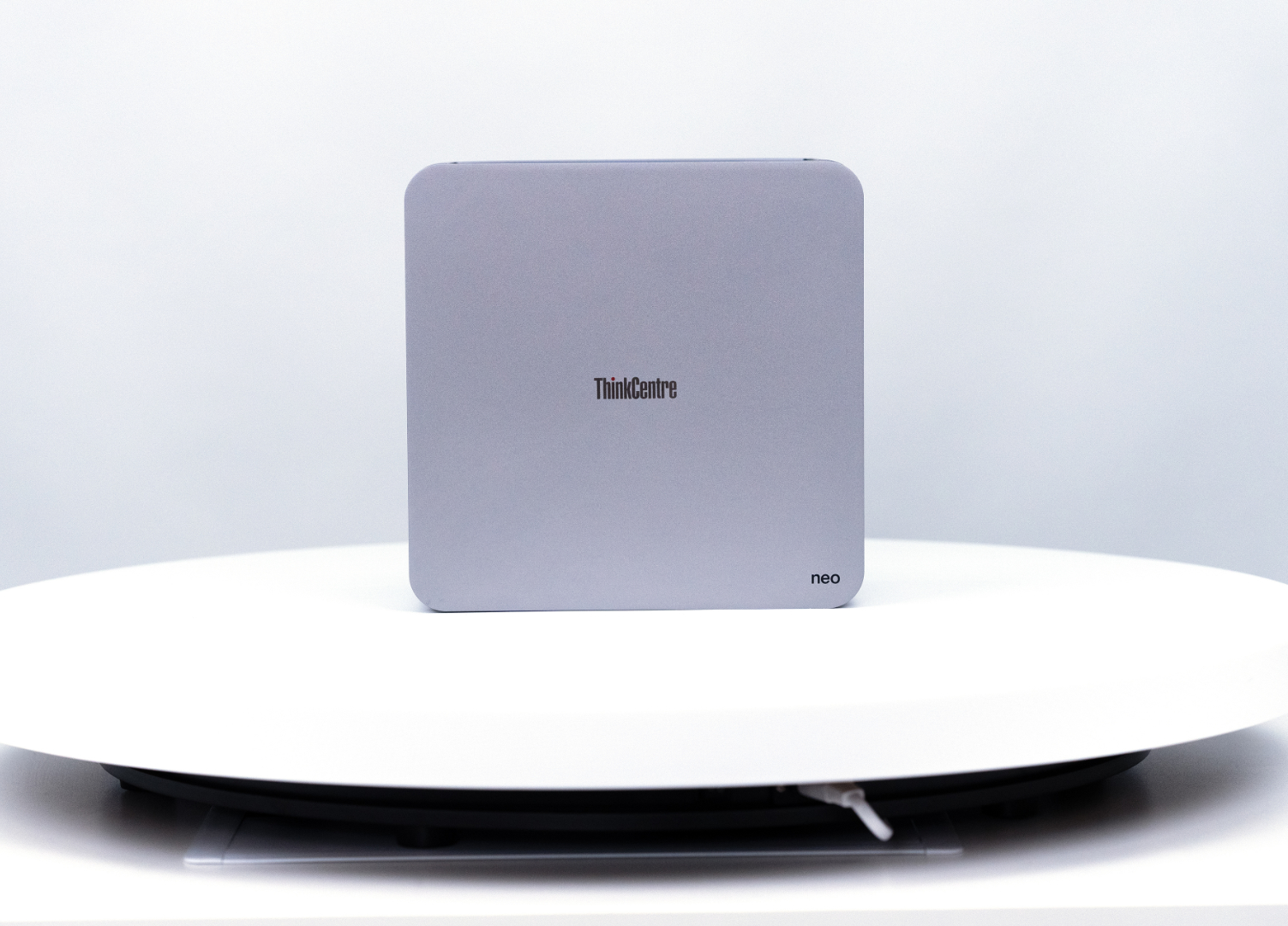 Featured image for "Lenovo Unveils ThinkCentre Neo Ultra: A Compact Mini-PC Powerhouse with Intel Core i9 and RTX 4060 GPU"