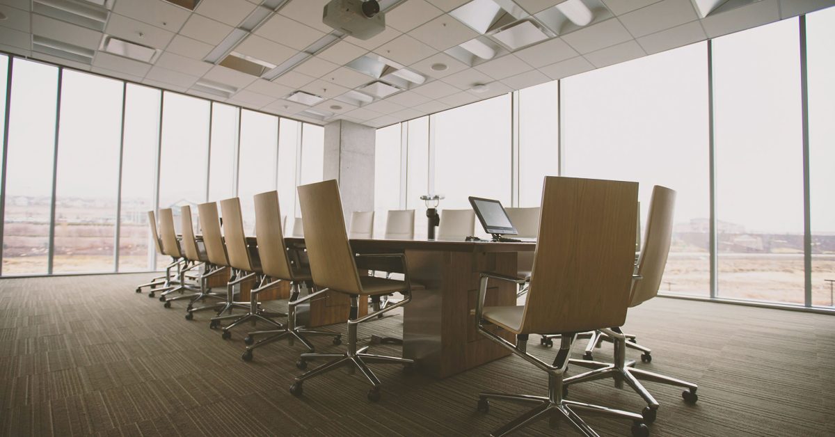 Featured image for "Apple Exec Uncertain About App Store Profitability, Reveals Steve Jobs' Stance on Meeting Notes"