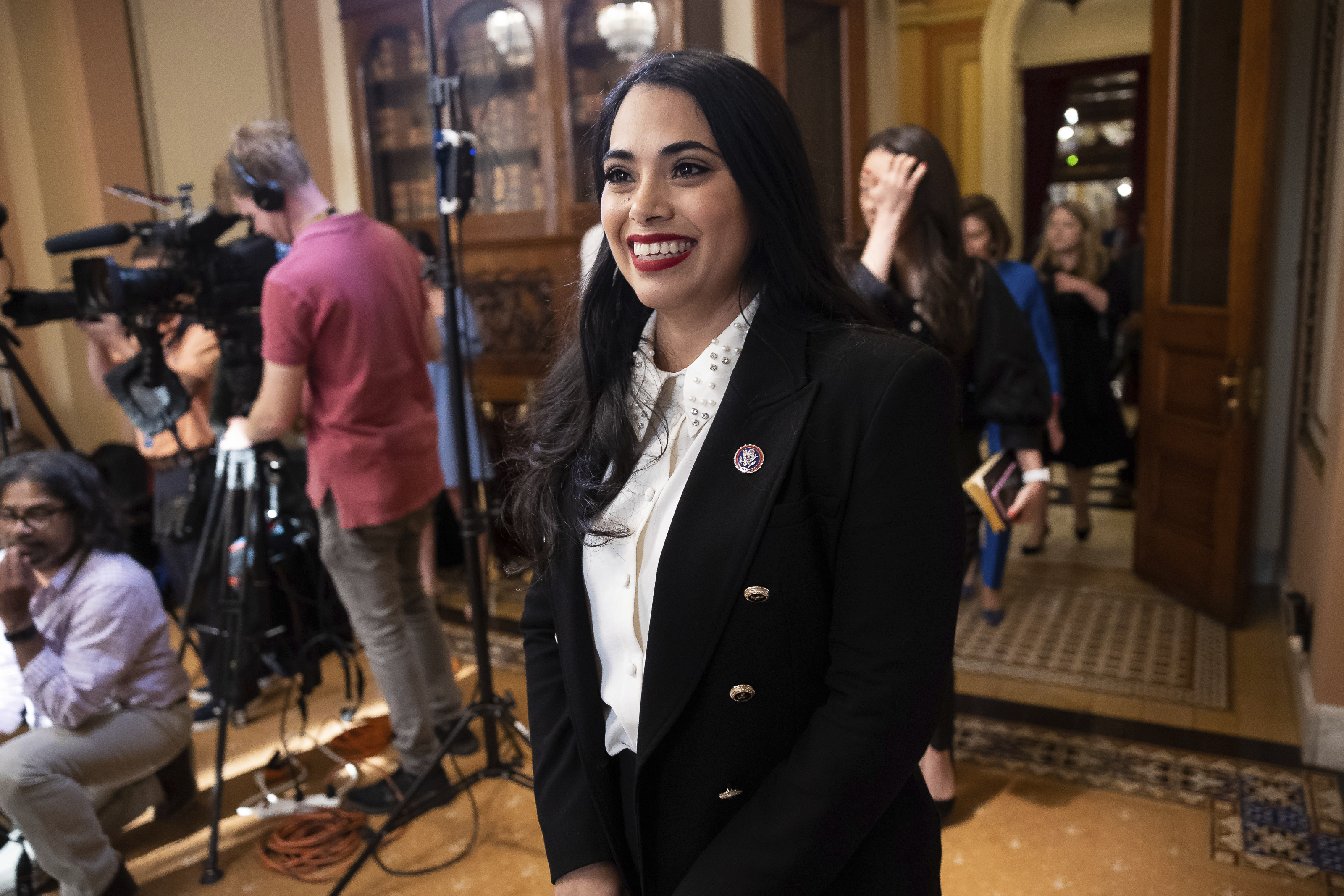"Mayra Flores: Reviving her Political Career with a Texas House Seat Comeback"
