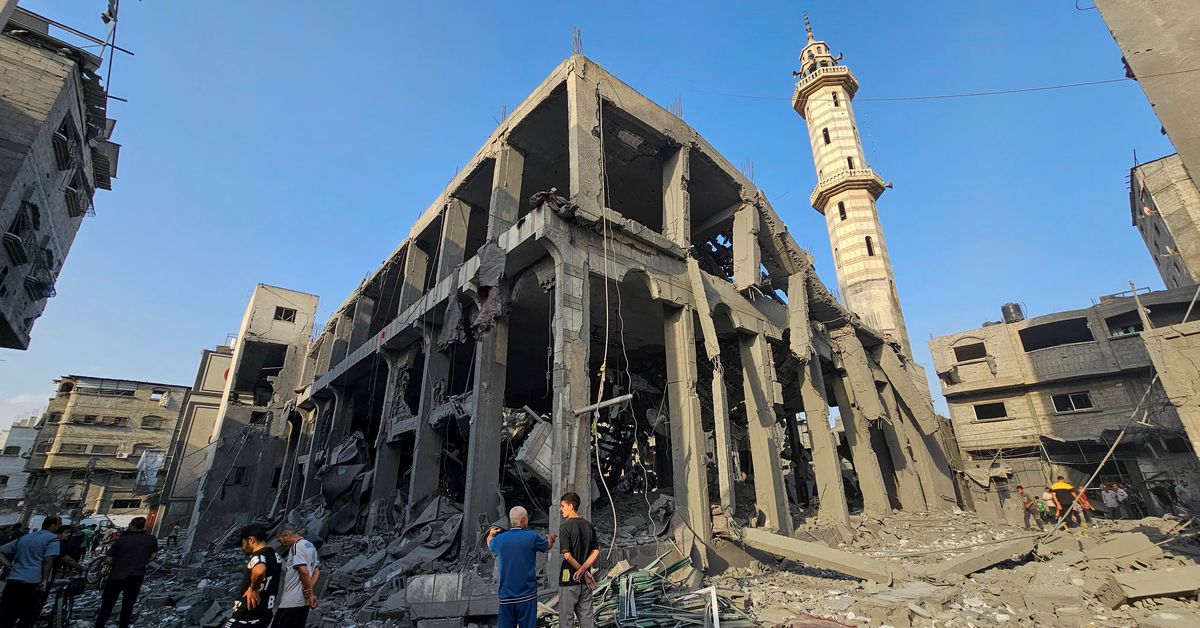 Featured image for Intense clashes between Hamas and Israeli forces escalate in Gaza