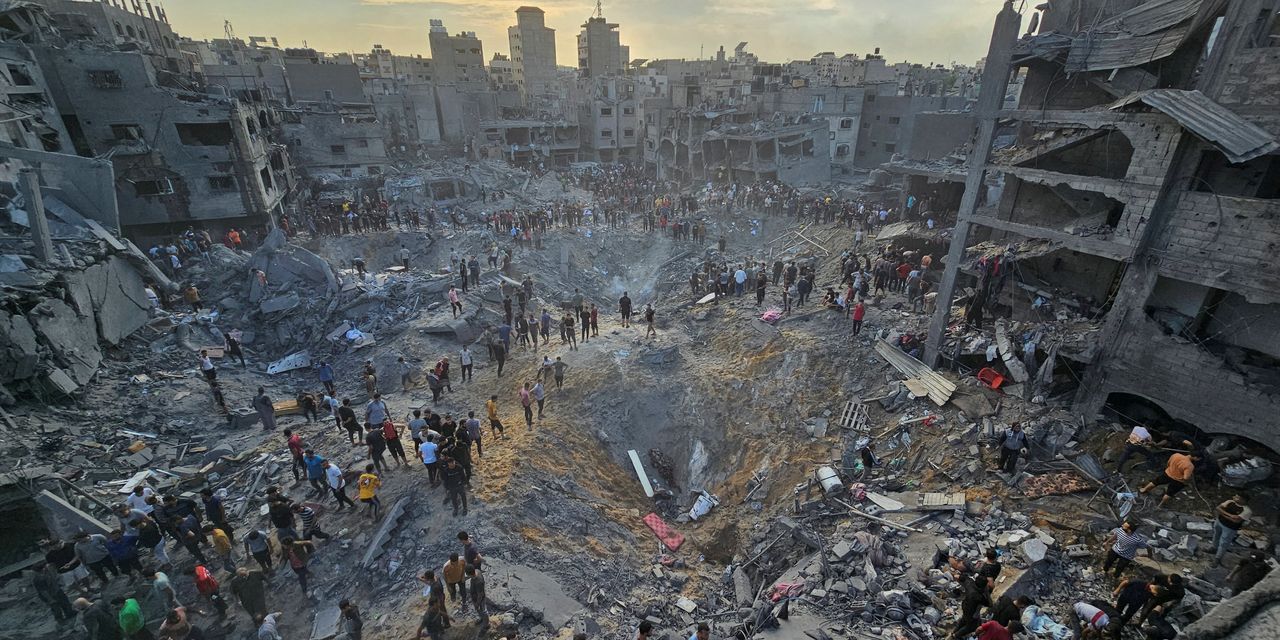 Israel Strikes Jabalia Refugee Camp, Killing Hamas Commander in Ongoing Conflict