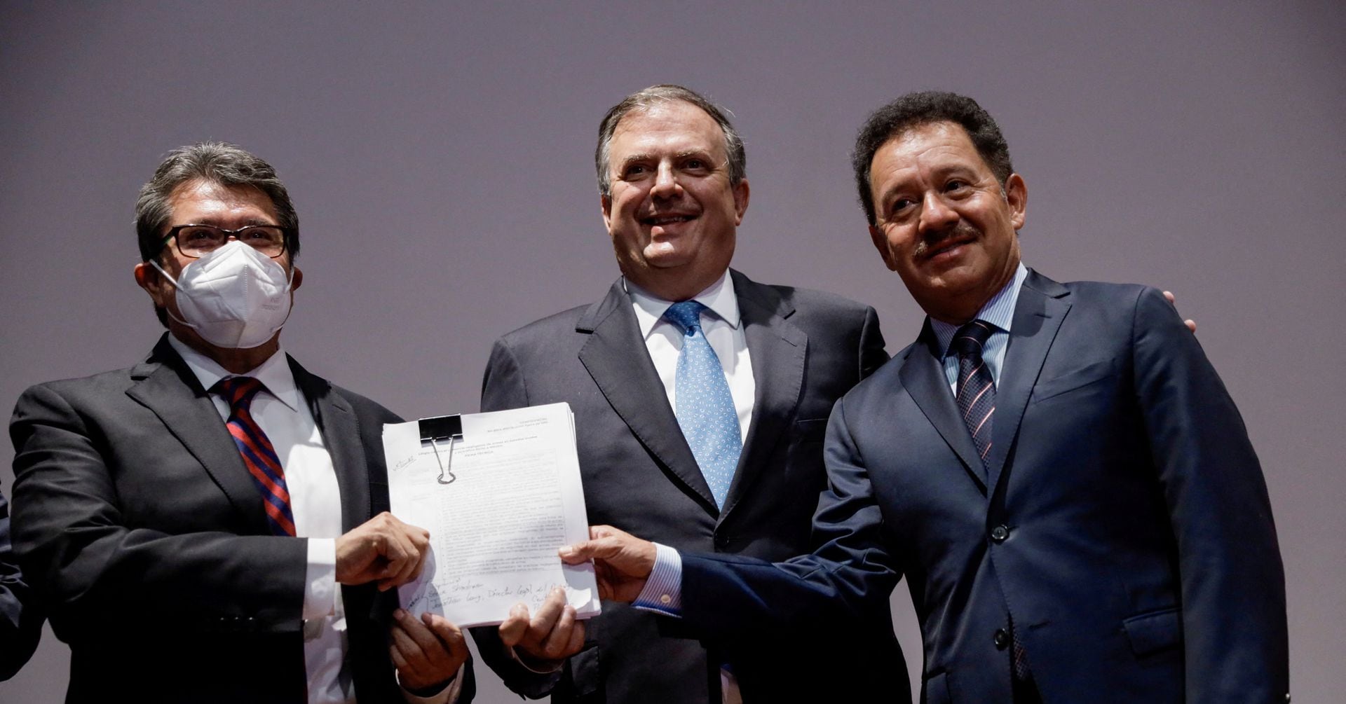 Featured image for US Appeals Court Allows Mexico's $10 Billion Lawsuit Against Gunmakers