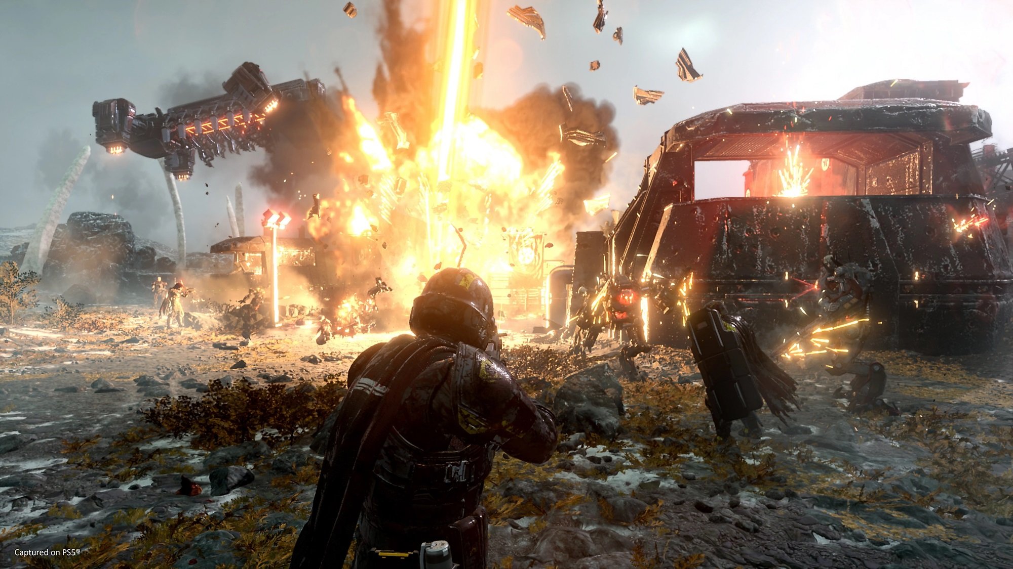 Featured image for "Helldivers 2: Mixed Reviews and Compatibility Issues Across Platforms"