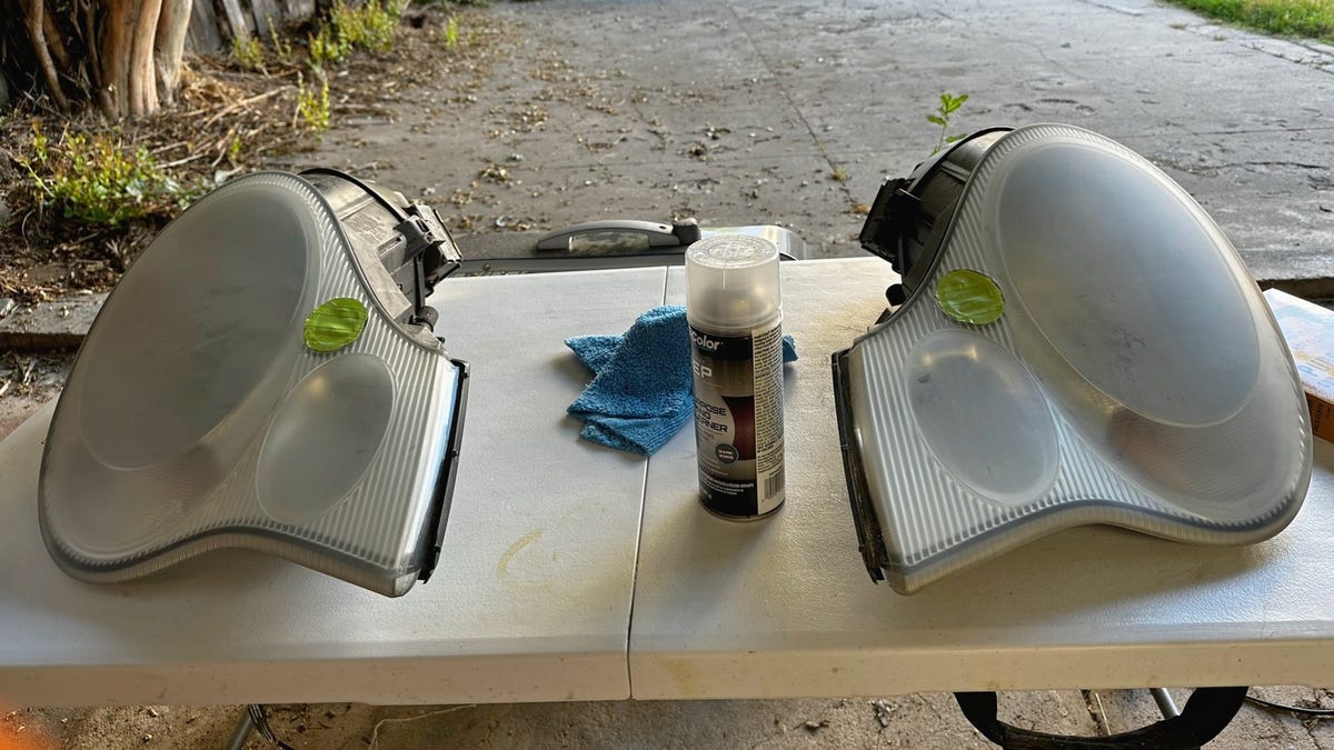 "Reviving Headlights: Project 996's Transformation from Crappy to Crystal Clear"