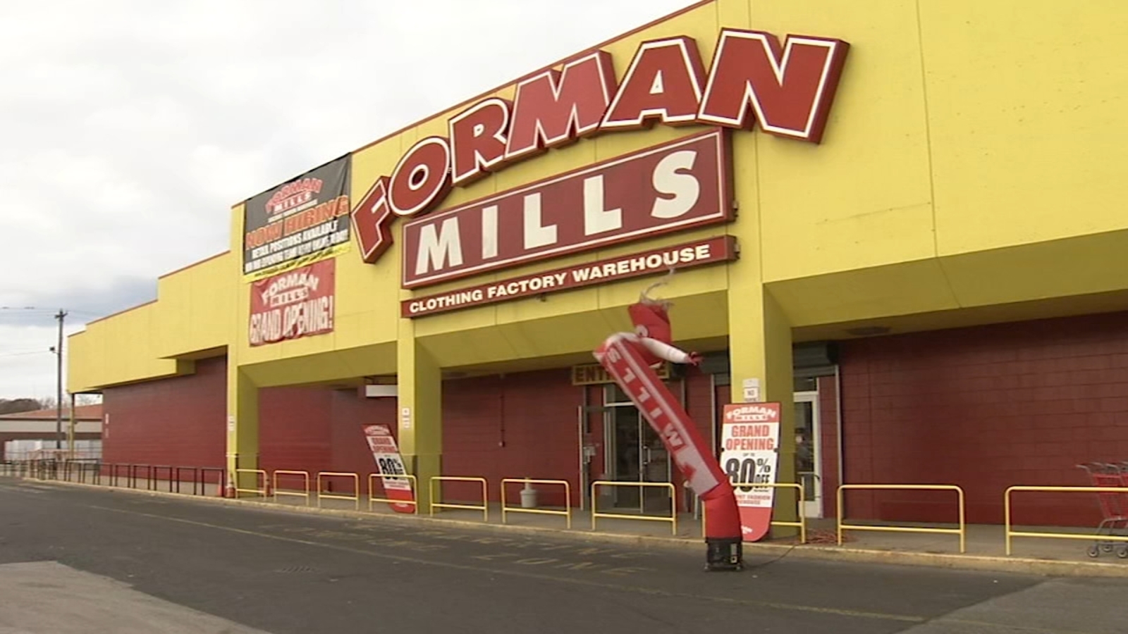 Shoppers World saves Forman Mills from bankruptcy and layoffs.