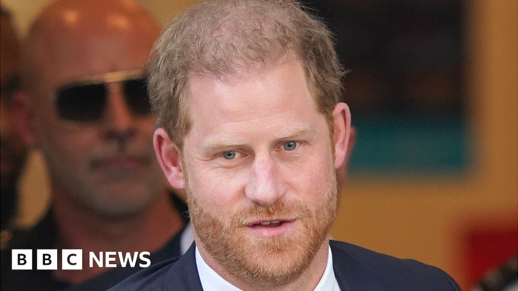 Prince Harry Demands £320,000 in Damages for Phone Hacking Trial