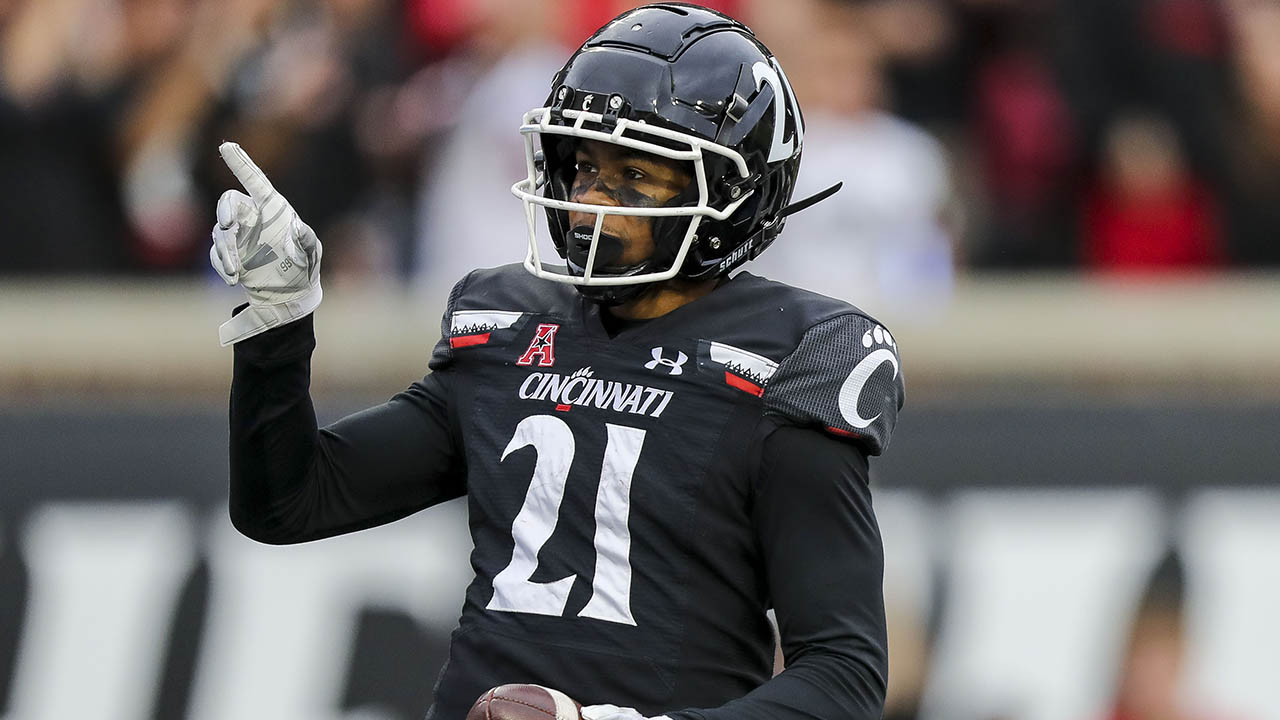 "New England Patriots' Strategic Picks and Targets in 2023 NFL Draft"