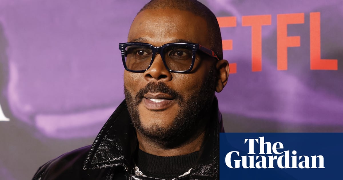 Featured image for "Tyler Perry Pauses $800M Studio Expansion Due to AI Concerns"