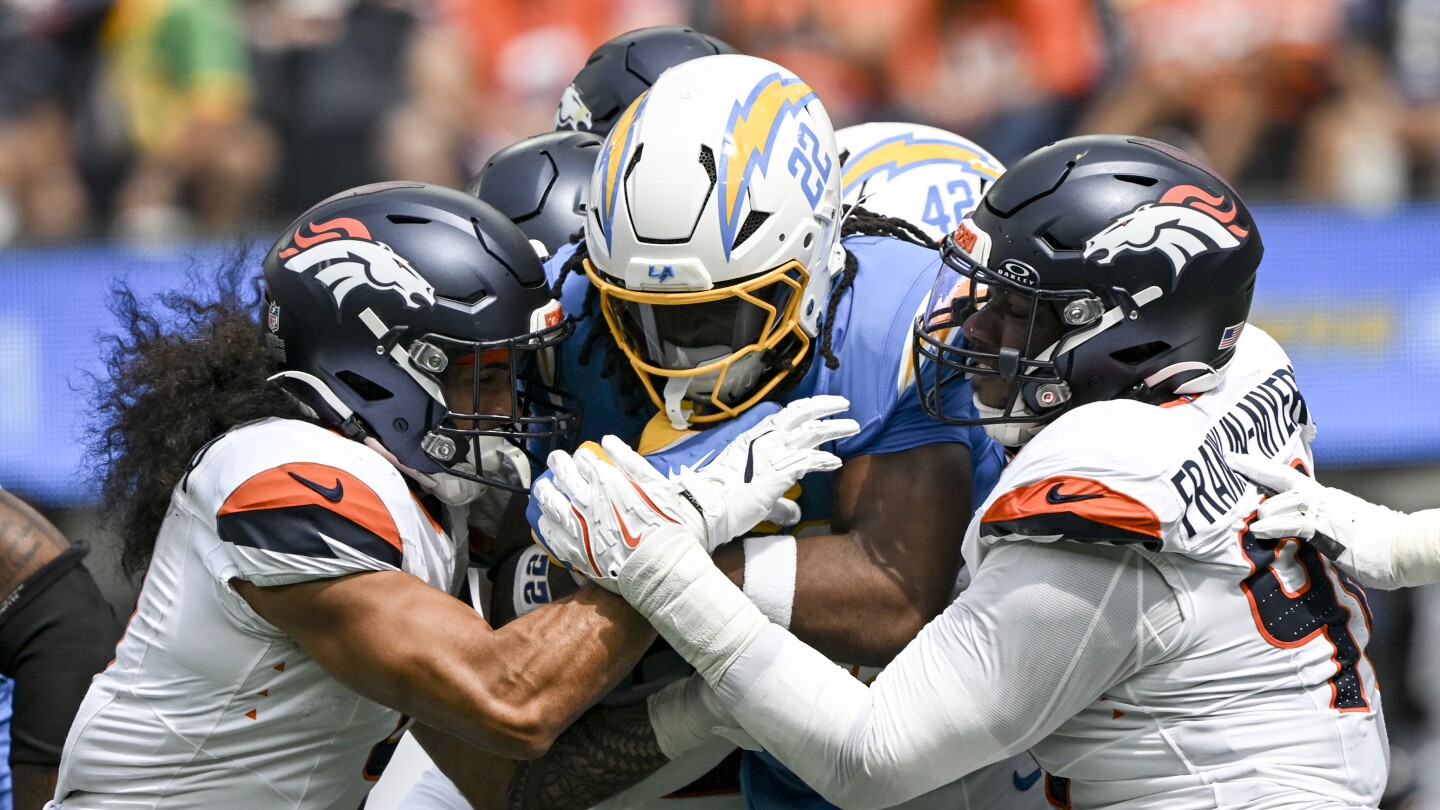 Featured image for Najee Harris suffers Achilles injury in Chargers game