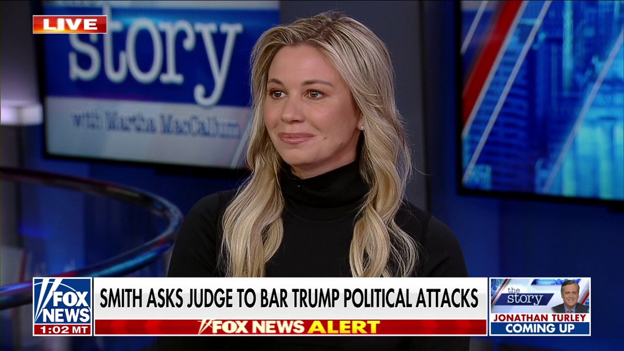 Featured image for "Legal Battles Intensify Over Trump's Immunity and Smith's Appointment Validity"