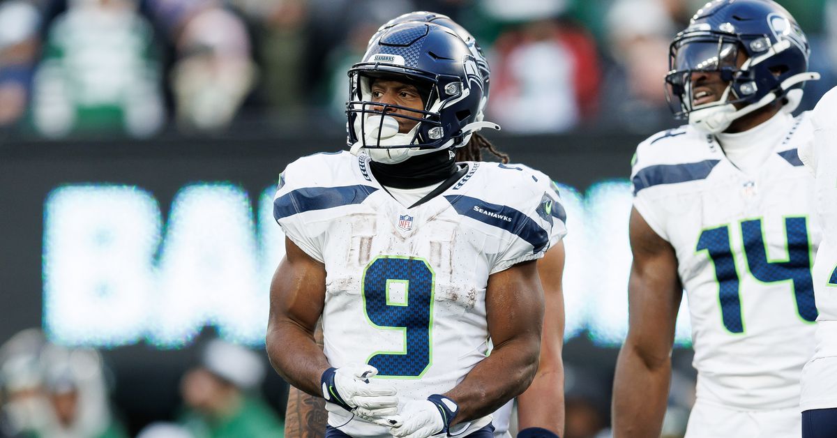 Featured image for Seahawks' Kenneth Walker Doubtful for Week 15 vs. Packers
