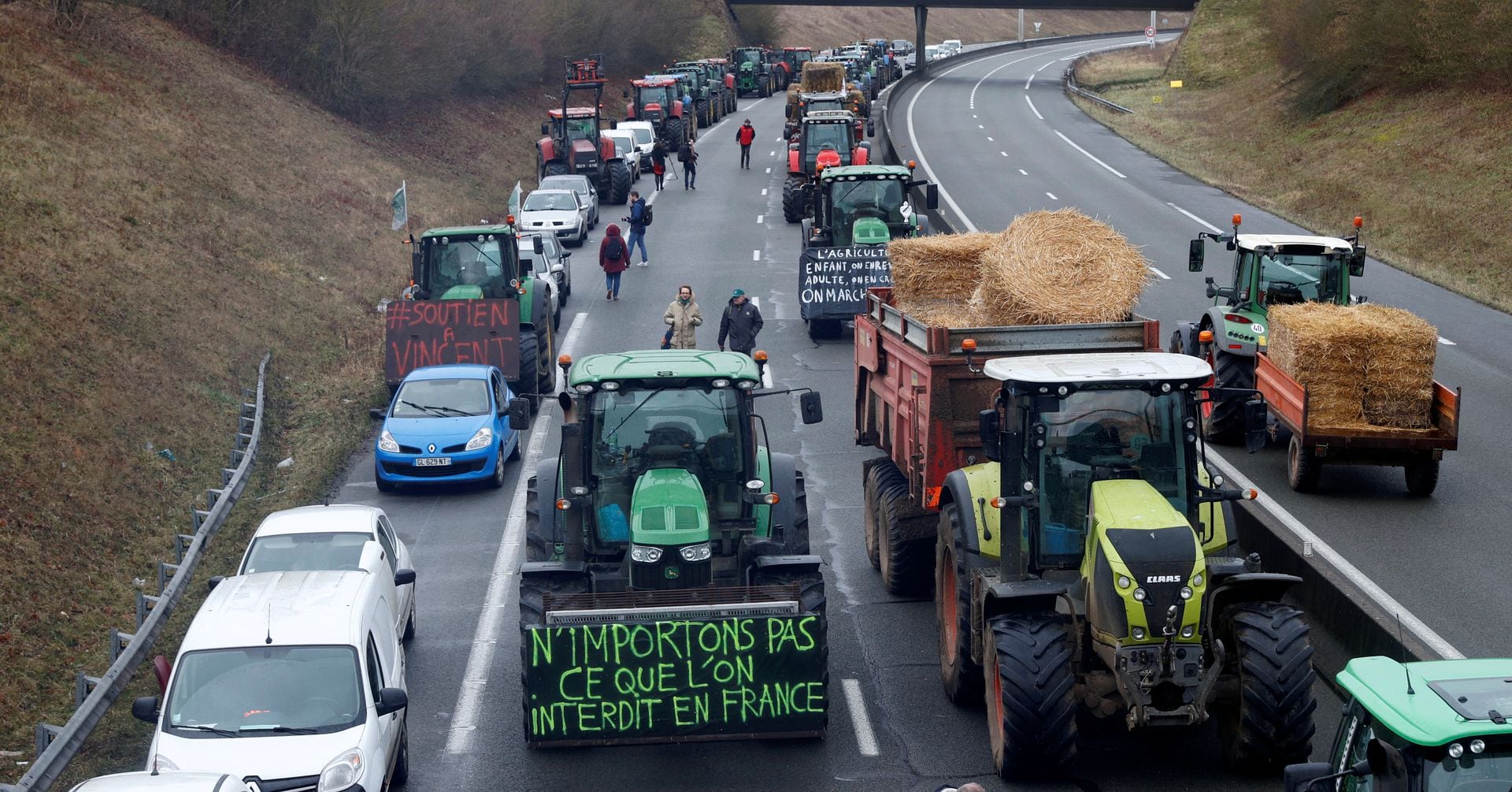 "French Farmers Escalate Protests, Demand Government Action"