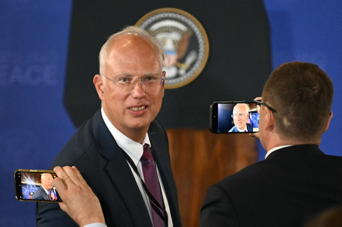 Featured image for Russian Envoy Claims Nearing Diplomatic Deal on Ukraine War