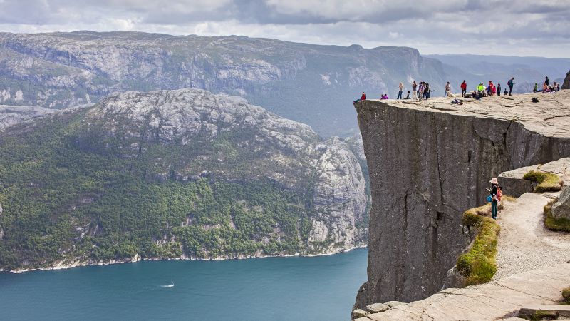 "Tragic Fall Claims Life at Norway's 'Mission Impossible' Cliff"