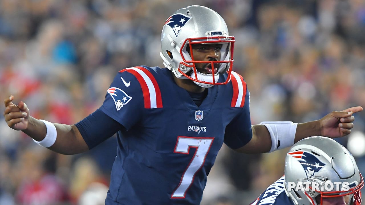"Patriots Sign Jacoby Brissett to One-Year, $8 Million Deal"