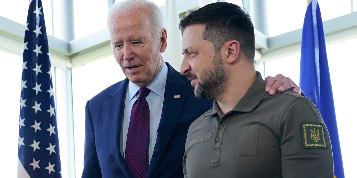 Featured image for "US to Train Ukrainian Pilots on F-16s, Boosting Ukraine's Defense Against Russia"