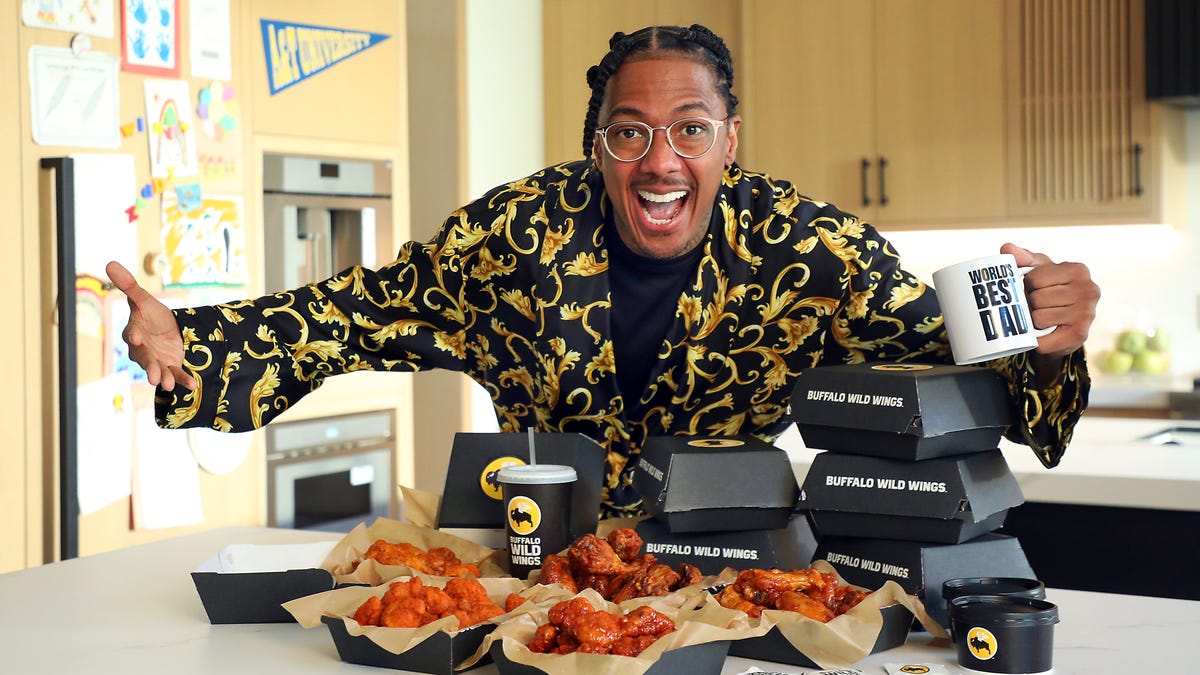 Featured image for "Nick Cannon's Hilarious Frustration as Dad of 12 in New Buffalo Wild Wings Ad"