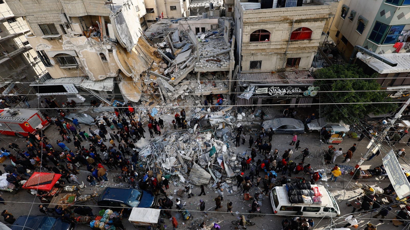 "Gaza's Looming Child Hunger Crisis: UNICEF Warns of Skyrocketing Death Toll Without Cease-Fire"