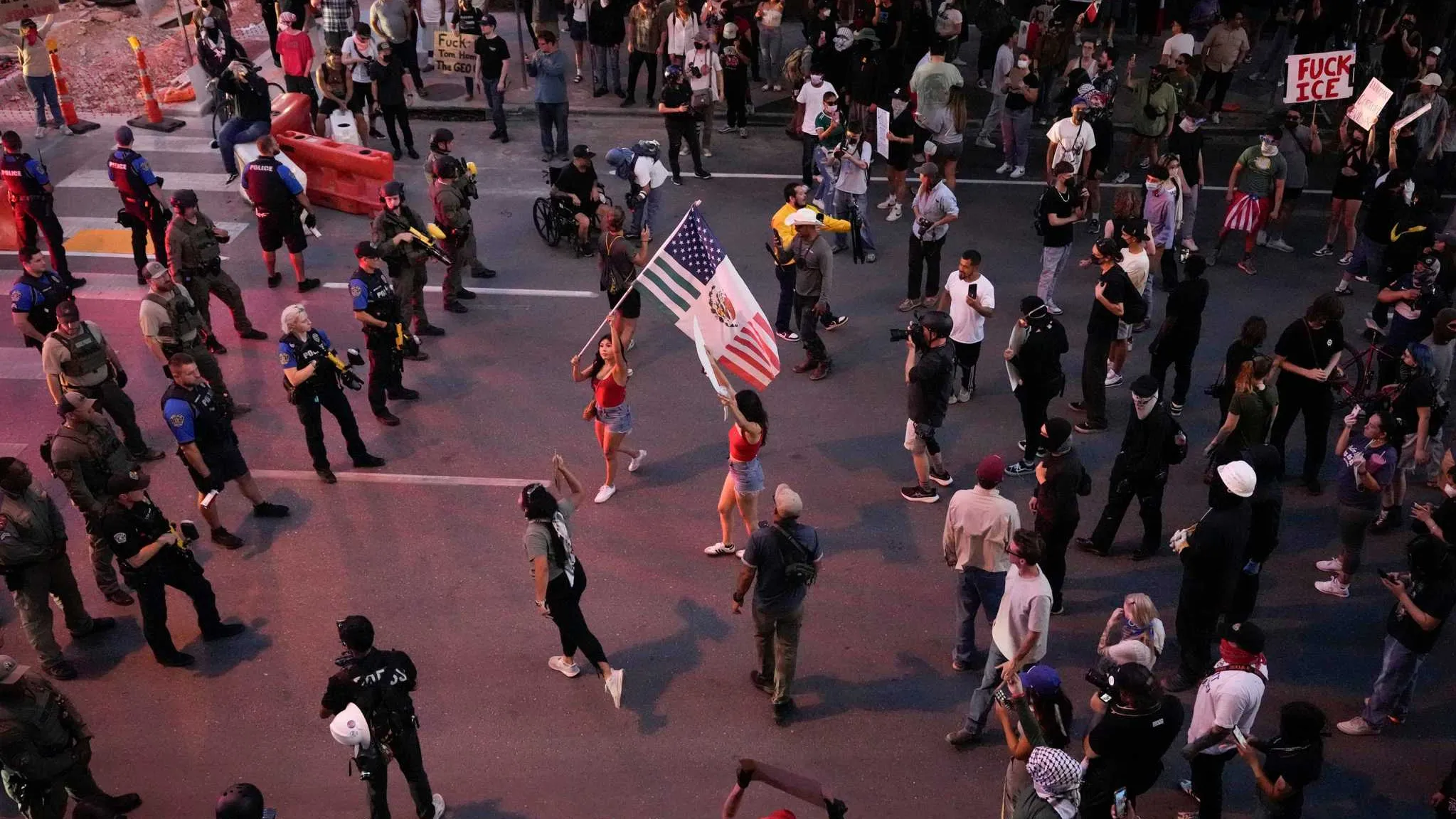 Featured image for Texas National Guard Mobilizes Ahead of 'No Kings' Protests