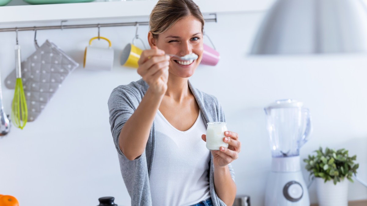 "2024's Top 5 Superfoods Recommended by Dietitians"
