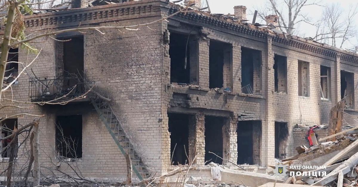 The Battle for Bakhmut: Stalemate Continues Between Russian and Ukrainian Forces.