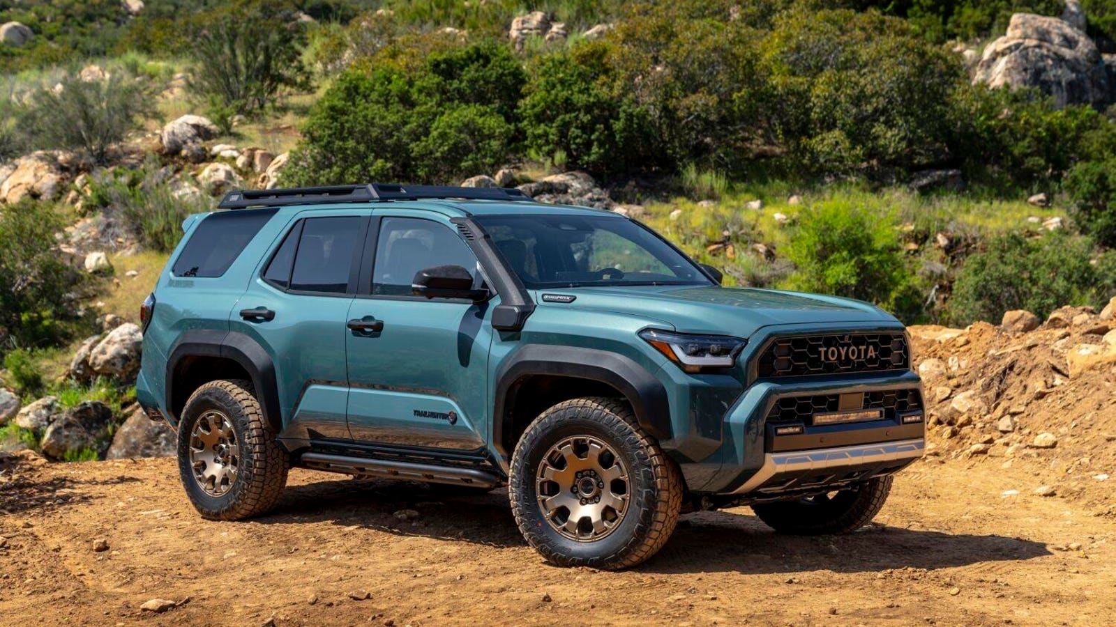Featured image for 2025 Toyota 4Runner: Features, Tests, and Impressions