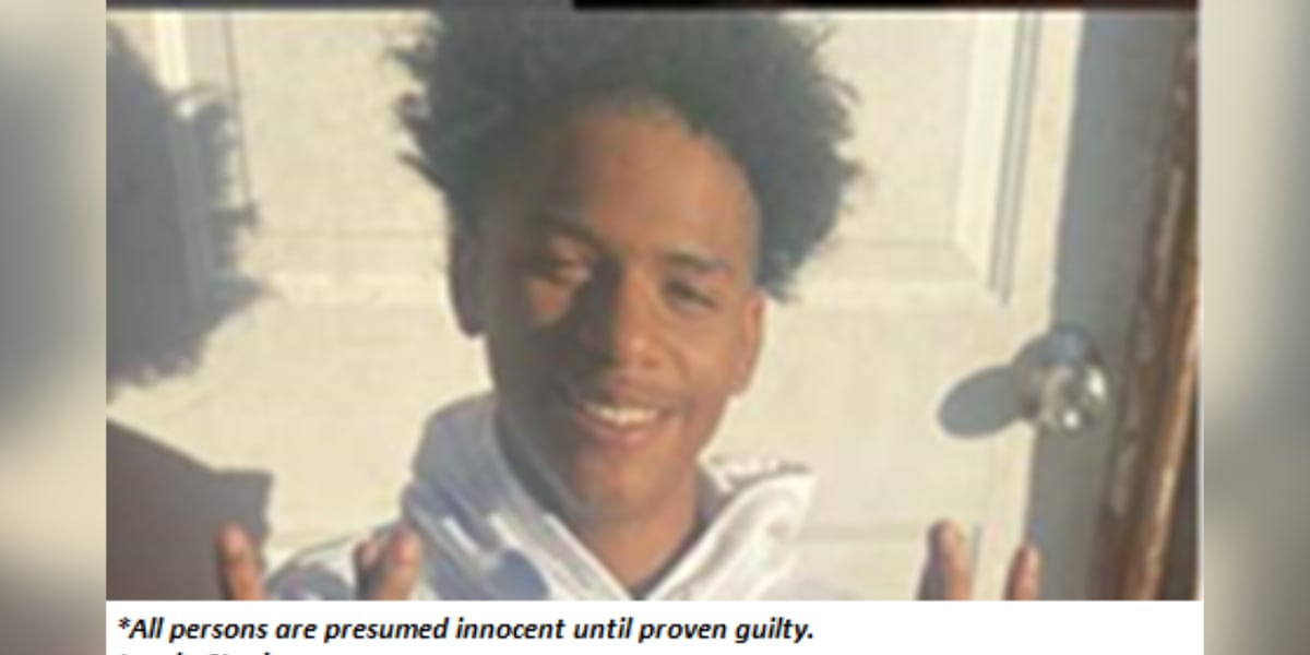 Manhunt underway for 16-year-old suspect in fatal shooting of teenage girlfriend